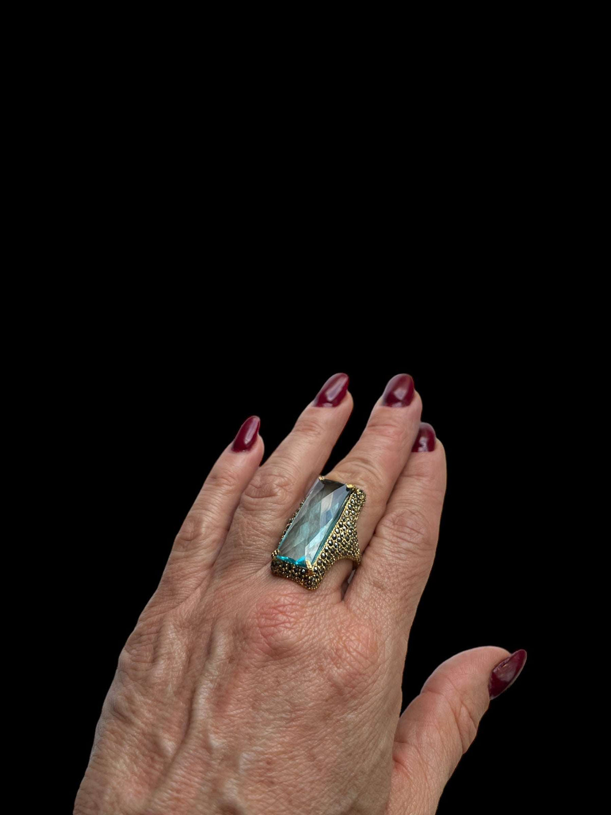 Anillo Bag Gold Centro Daylight de Joyería Regina Castillo