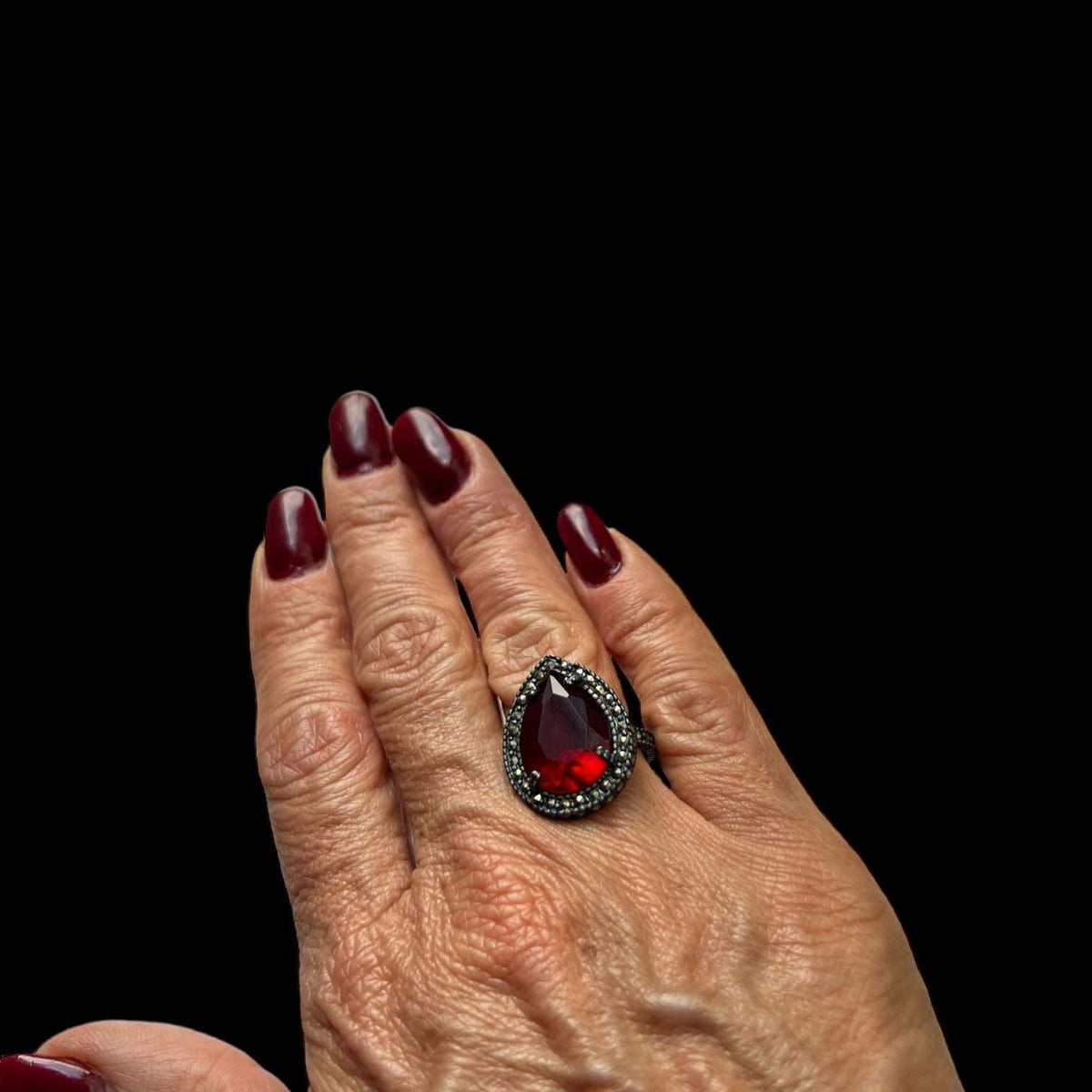Anillo Drop Pav Rojo Rubí Anillos de Joyería Regina Castillo