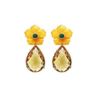 ARETE CAMELIA AMARILLA CHICA Arete + Drop de Joyería Regina Castillo