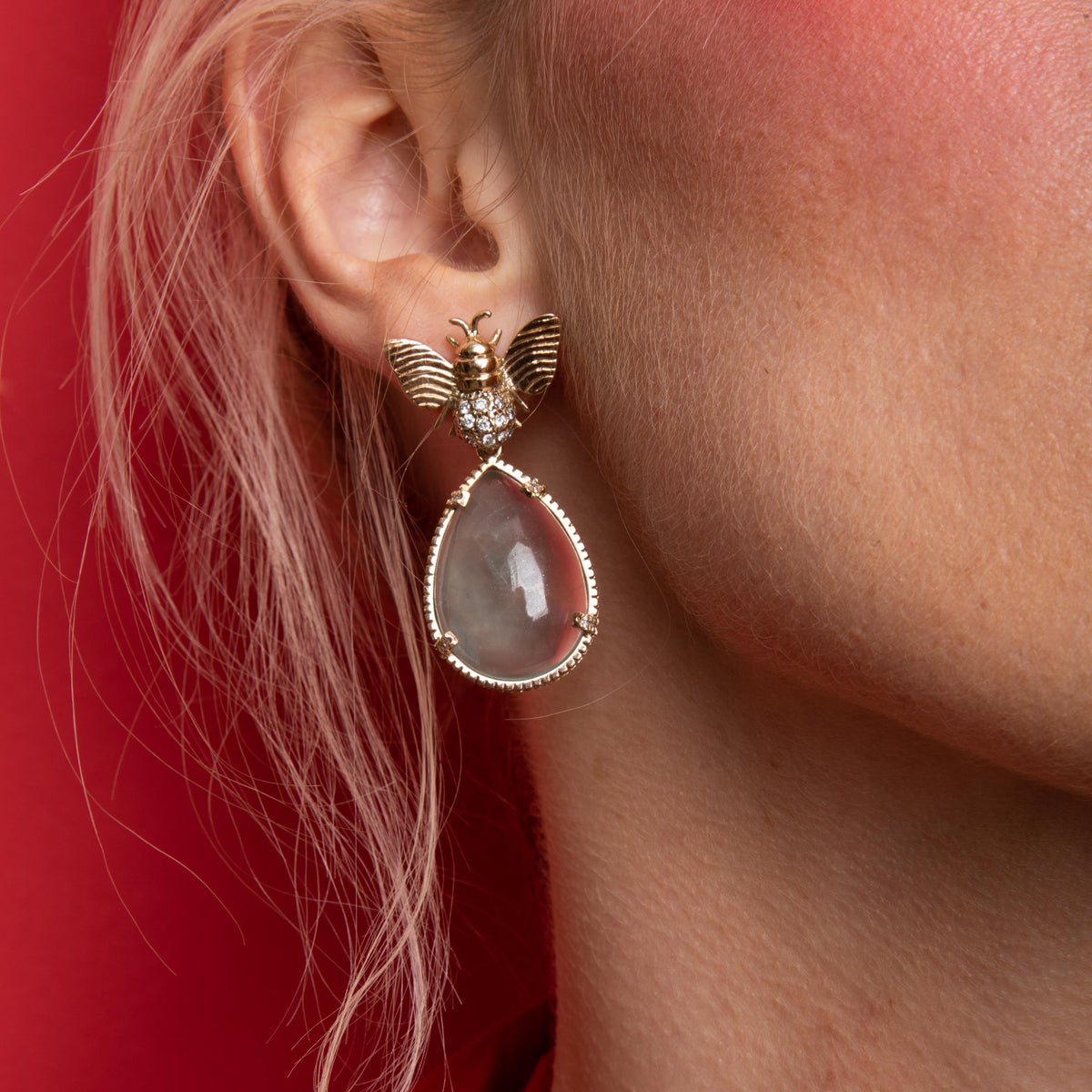 Arete abeja diamantes + Drop preinita diamantes Arete + Drop de Joyería Regina Castillo