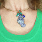 COLLAR RIGIDO GOLD + DIJE AVE Collares de Joyería Regina Castillo