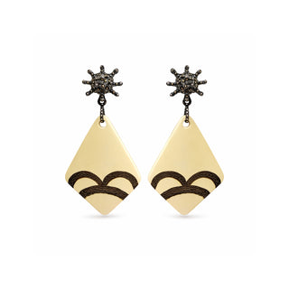 BOLYNUSS ZEBRA EARRINGS