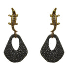 Arete coco gold + Drop irregular manta gold Arete + Drop de Joyería Regina Castillo